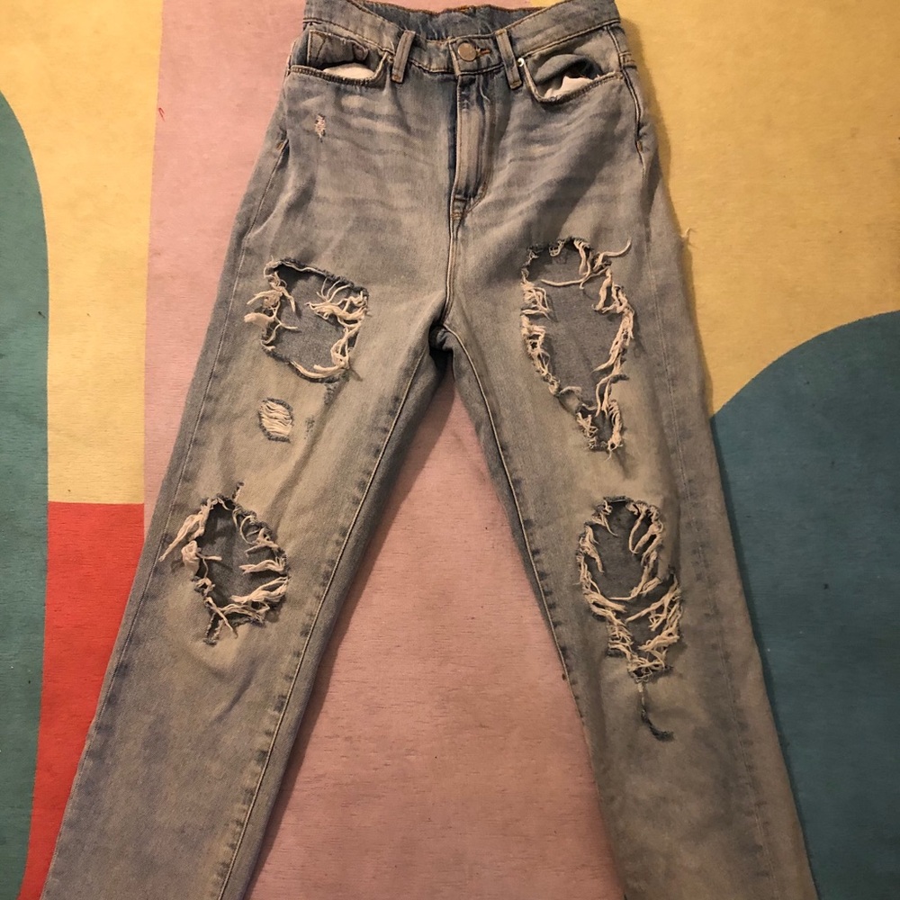 Urban outfitters ripped, high rise mom jeans